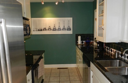 Rountree House | Beautiful Cape Cod in the Heart of Springfield, MO.