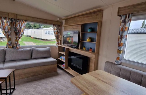 Prestonpans Other | Beautiful caravan near Edinburgh Seton Sands nr117