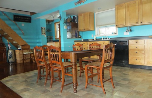 King Ferry House | Beautiful Cayuga Lake House with Fabulous Sunset Views