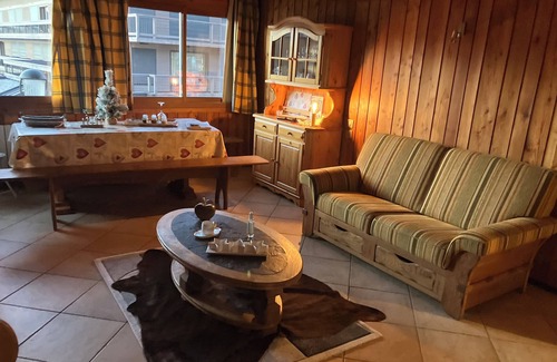 Courchevel Apartment | Beautiful chalet-style apartment