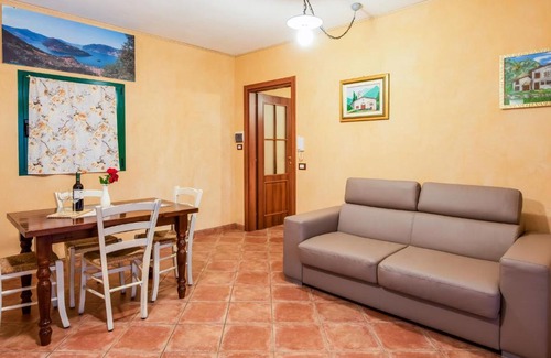 Marone Ski Chalet | Beautiful chalet with Swimming Pool in Lombardy