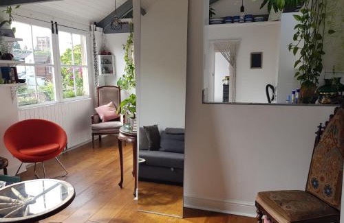 St Albans Apartment | Beautiful City Centre Apartment with Cathedral View