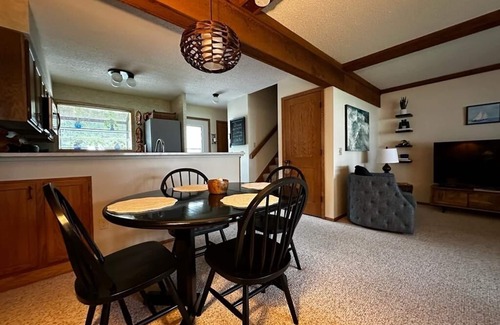Onamia House | Beautiful & Clean 2 Bedroom Mille Lacs Rental at Izatys - Contactless Check-in