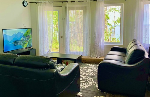 The Pas House | Beautiful Clearwater Lake Lakeview Home The Pas, MB