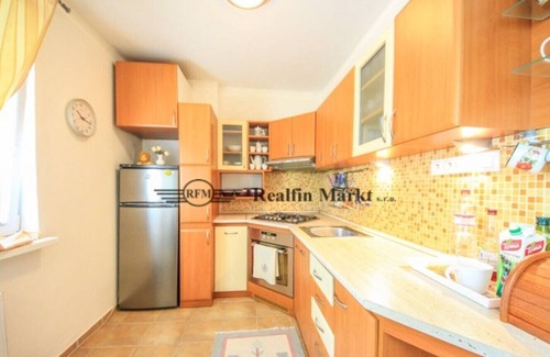 Piestany Condo | Beautiful condo by river and nature view near Adeli center