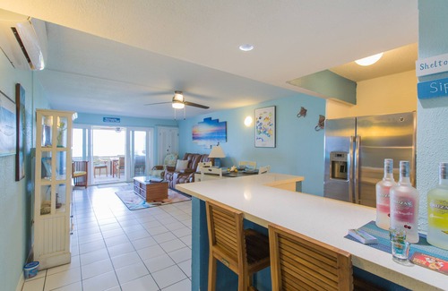 Estate Golden Rock Condo | Beautiful condo ON THE BEACH. Enjoy amazing views and the cool ocean breeze.