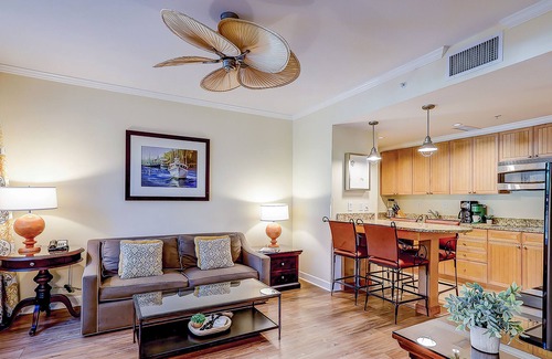 Isle of Palms Condo | Beautiful condo with private balcony, W/D, firepit, full kitchen, and gym
