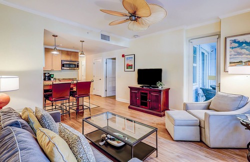 Isle of Palms Condo | Beautiful condo with private balcony, W/D, firepit, full kitchen, and gym