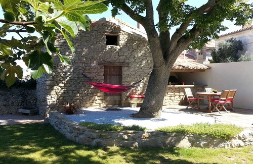 Villalbe House | BEAUTIFUL CONTEMPORARY HOUSE WITH SWIMMING POOL IN A QUIET LOCATION