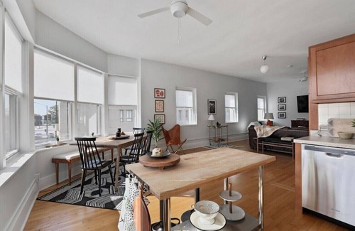 Champaign Apartment | Beautiful corner view loft in downtown Champaign.