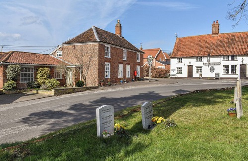Saxmundham Cottage | Beautiful cosy cottage in the heart of Suffolk.