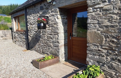 Gigha Cottage | Beautiful cottage well off the beaten track, located in the heart of Kintyre.