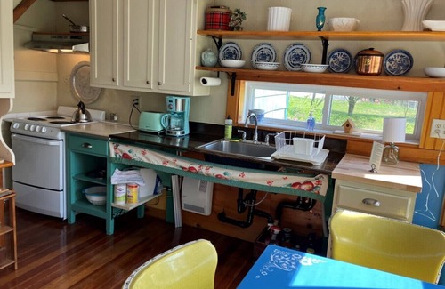 North River Cabin | Beautiful cottage on scenic Adirondack hobby farm