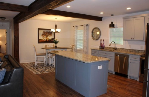 Blue Ridge Cottage | Beautiful Cottage, Short Walk to Downtown! No Extra Management Fees