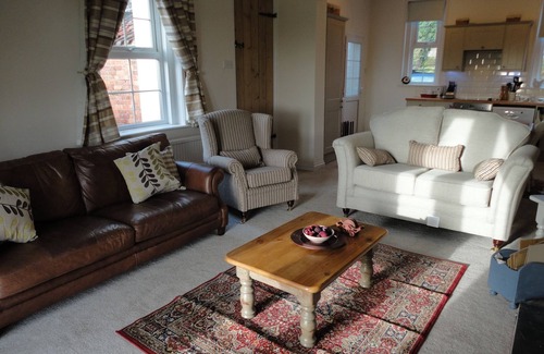 Teversal House | Beautiful Country Holiday Home in the Nottinghamshire Countryside