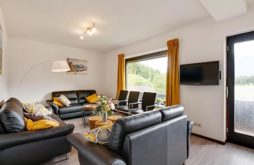Kotschach-Mauthen House | Beautiful country house with large garden and sauna a short distance from the center and slopes