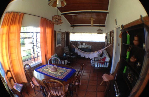 Campinas House | Beautiful country house (Porã-Yepotá) with pool, orchard, all grass