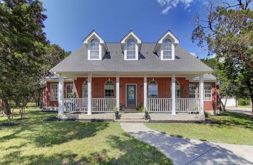 Brushy Creek House | Beautiful Countryside Manor with Pool by Whitetail Rentals