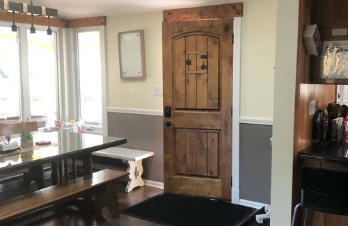 The Galena Territory House | Beautiful CountryViewHome in Galena