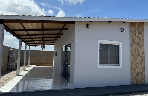 Aquiraz House | Beautiful Cozy House in Aquiraz, with covered balcony