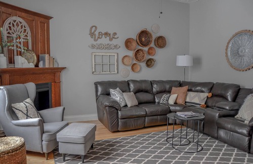 Sudbury House | Beautiful Downtown 3 Bedroom Century Home -A