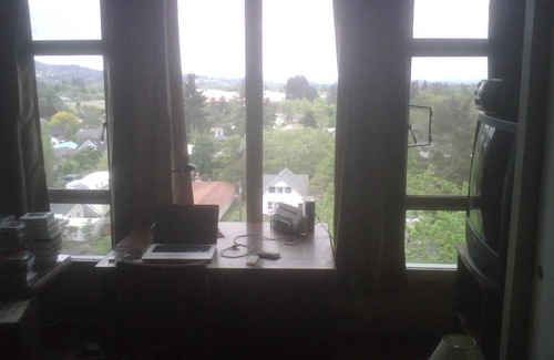 West Eugene Condo | Beautiful Downtown 2 Bedroom Condo