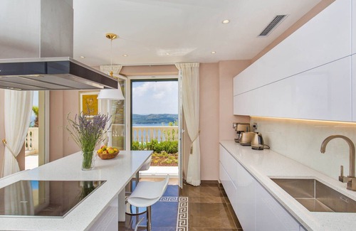 Orasac Villa | Beautiful Dubrovnik Villa | 5 Bedrooms | Villa Gold Dubrovnik | Stylish.