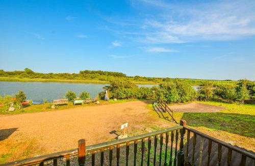 Ringstead House | beautiful eco-beach house next to bird reserve