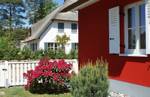Glowe House | Beautiful, elegant holiday home "Svantovit" in a prime location in Glowe