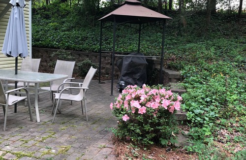 Concord House | Beautiful Executive Home, Concord, Sleeps 6