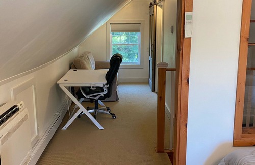 Falmouth Condo | Beautiful Falmouth Furnished 3 Bedroom 2 Bath Loft Close to Portland