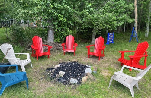 Marmora Cottage | Beautiful, Family-friendly lakefront Cottage on a popular sandbar.