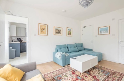 Cambridge House | Beautiful Family Home With Garden - Near River Cam