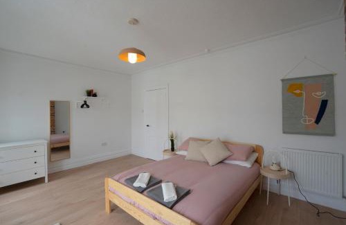 Uplands House | Beautiful Family Home in the Heart of Swansea