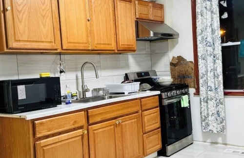 Downtown Buffalo House | Beautiful Family Home, Main Street, Buffalo. NY