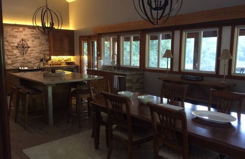 Arden Cabin | Beautiful Family Lodge on a Private Lake set in 20 secluded acres