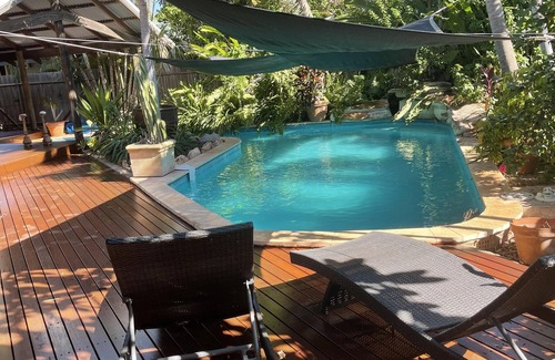 Cable Beach House | Beautiful Family Rammed Earth Bungalow with Tropical Oasis Pool