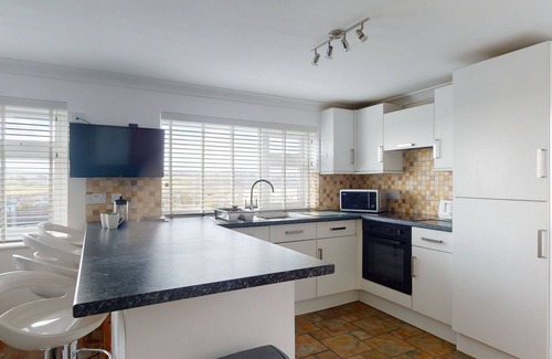 Hayle Cottage | Beautiful, far reaching views of Porthkidney beach, Hayle Estuary and Lelant