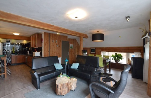 Wapse Other | Beautiful farmhouse in Wapse with fenced garden