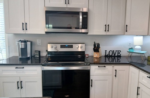 Bowling Green Cabin | Beautiful five star Home In Bowling Green