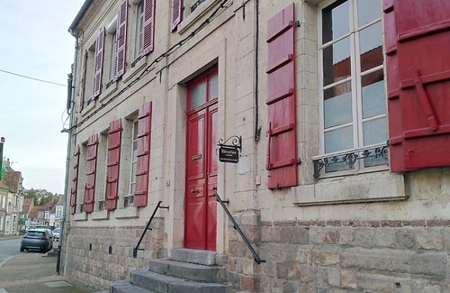 Auxi-le-Chateau House | Beautiful former Hunting Lodge with spacious authentic rooms and garden with terraces