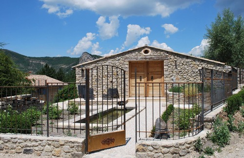 Montreal-les-Sources House | Beautiful stone cottage - spa & pool - Exceptional location in Provence