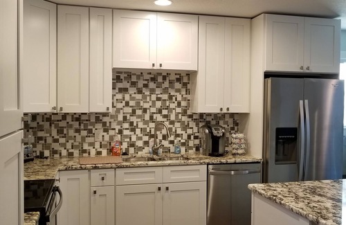 Crescent Lake Apartment | Beautiful Garage Apartment Downtown St Pete - Cresent Lake Area
