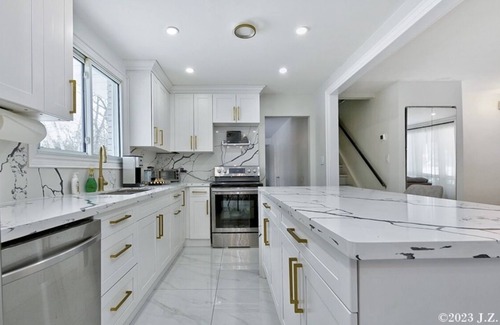 Pefferlaw House | Beautiful Georgina Cottage/House for Rent