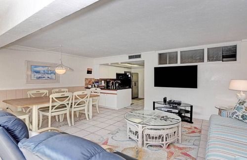 Longboat Key Condo | Beautiful Ground Floor Condo on Award Winning Beach