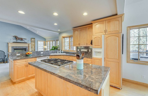 Hailey House | Beautiful Hailey Home: Walk to Big Wood River!