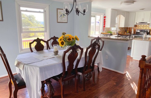 Middletown House | Beautiful historical town, 3 bedrooms, countryside