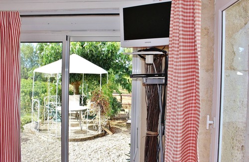 Monprimblanc House | Beautiful holiday home with swimming pool