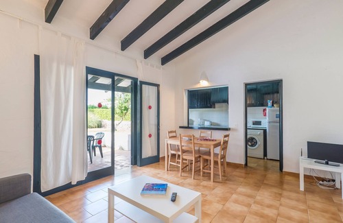 Binisafua House | Beautiful Holiday Home in Residential Complex with Pool, Wi-Fi, Terrace and Lawn