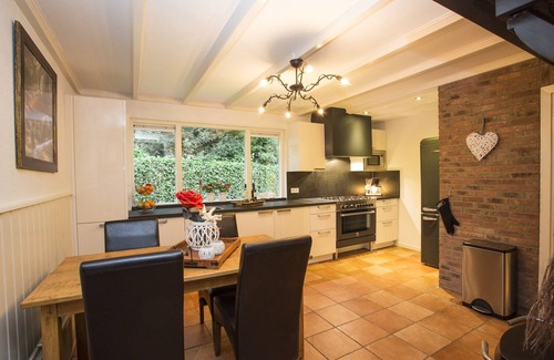 Losser House | Beautiful holiday home with hot tub